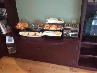 ジ イン アバブ オーク クリーク