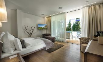 Eden Reserve Hotel