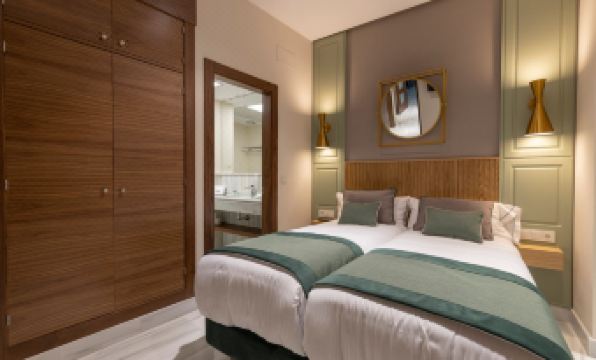 BiBo Suites Real Chancilleria