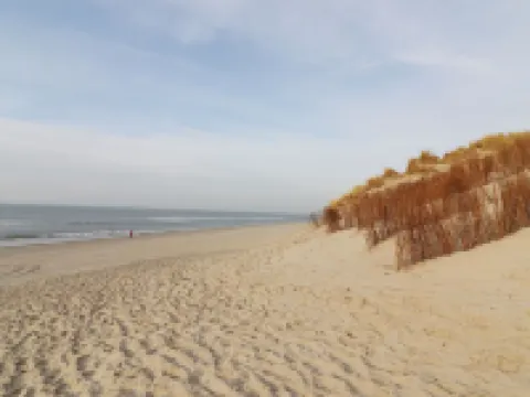 坐落在高爾夫球場上帶桑拿的漂亮房子