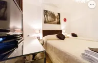 Super Large Apartment in London for Larger Groups Hotel a Mitcham