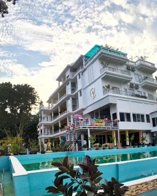 Vila's Club Resort Hotels in Berhampore