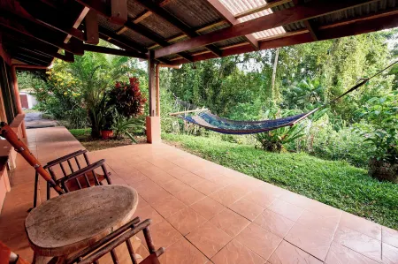 Finca Luna Nueva Lodge Отели рядом с достопримечательностью «Monteverde Cloud Forest Biological Preserve»