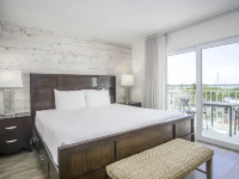 Skipjack Resort & Marina Hotels in Marathon