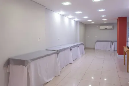 Roochelle Hotel by Nobile