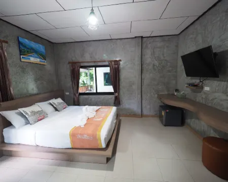 Baan Keree Thara Khiri Wong Hotels in Lan Saka