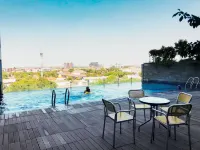Minimalist 2Br Apartment at Tamansari Papilio
