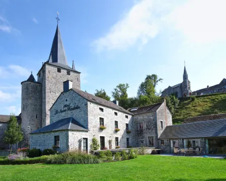 Hotel le Saint Hadelin Hotels in Houyet