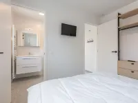 Newly Built Rooftop Flat with Sun-Facing Terrace