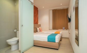 Sans Hotel Kupang Indah Surabaya by RedDoorz