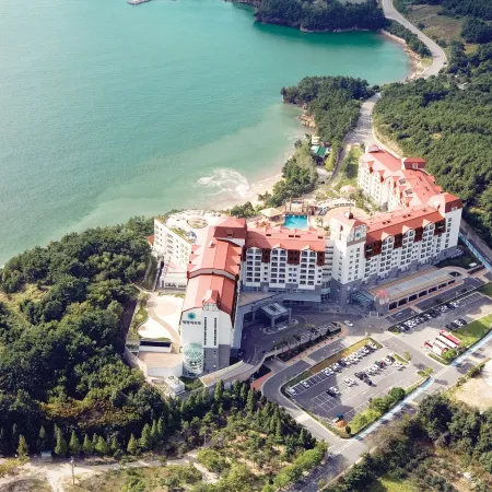 Sono Belle Byeonsan Отели рядом с достопримечательностью «Аквапарк Byeonsan Aqua World»