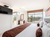 Hotel Parque 63 Hotels near Campin