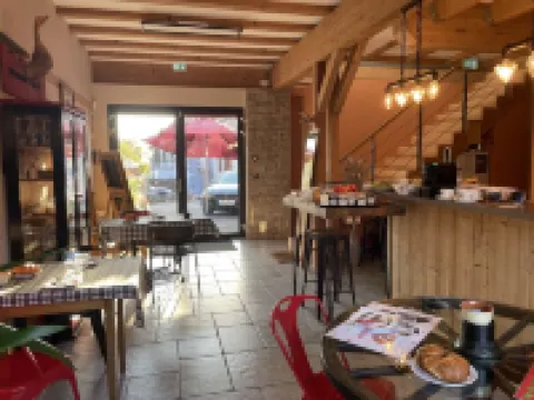 蘭帕特庇護飯店