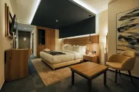 AD Hotel Hydra Hotel dekat Grand Poste