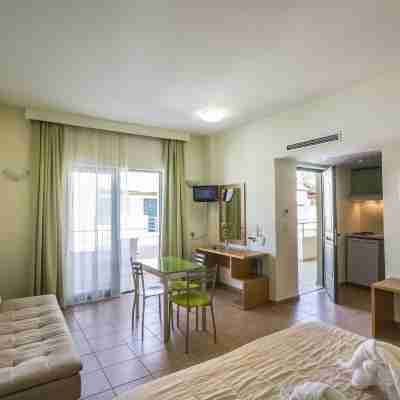 Athina Beach Hotel Rooms