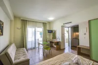 Athina Beach Hotel - 3-Star