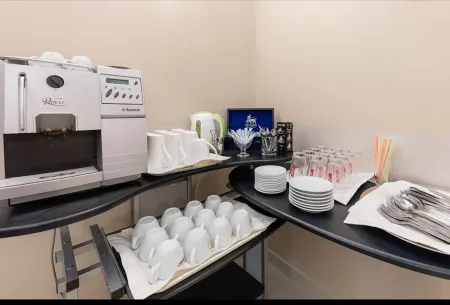 Valensija - Cute Cottage in Big Yard Отели рядом с достопримечательностью «Сосны Райниса»