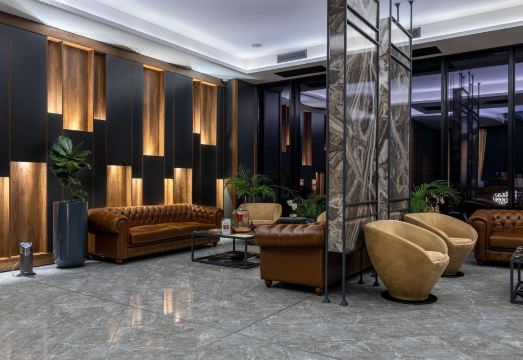 5. 더 플라자 호텔..