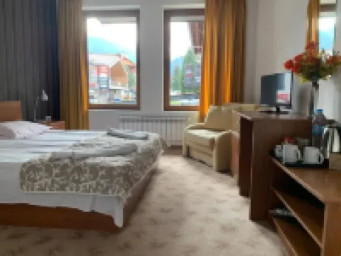 Room-Granat Double Room 2- Next to Gondo