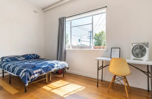 Richmond Private Rooms - 151 Hoddle Homestay Hotels in Richmond