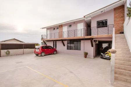 Casas de Floripa Отели рядом с достопримечательностью «CentroSul - Centro de Convencoes de Florianopolis»