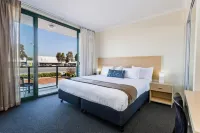 Perth Ascot Central Apartment Hotel Official