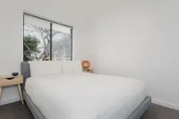 Coastal Cottage by the Bnb Collection
