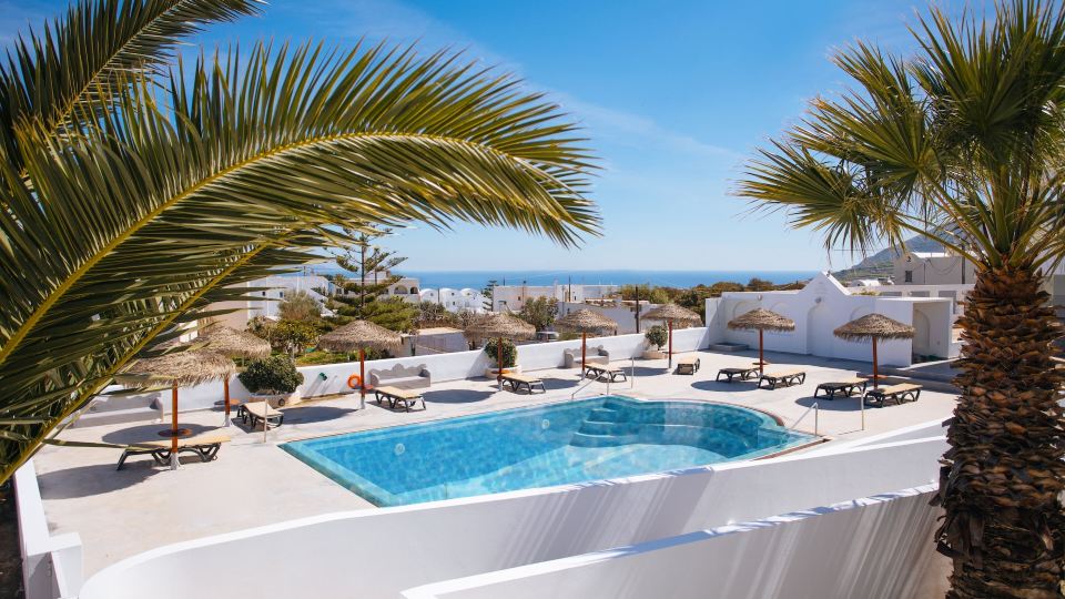 Nikos Hotel