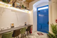 Mandera's Boutique Suites & Dorms