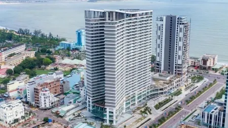 FLC Sea Tower - Quynhon Homes Отели рядом с достопримечательностью «University Quy Nhon»