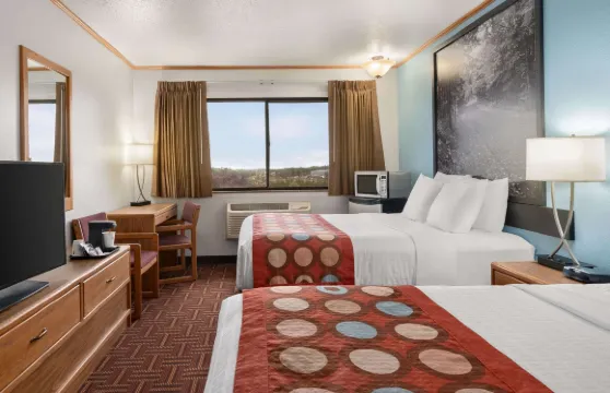 埃弗萊斯速8酒店