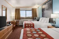Super 8 by Wyndham Eveleth Các khách sạn ở Mountain Iron