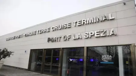 Sea Pearl Luxury Rooms Отели рядом с достопримечательностью «Le Scalinate - La Spezia»