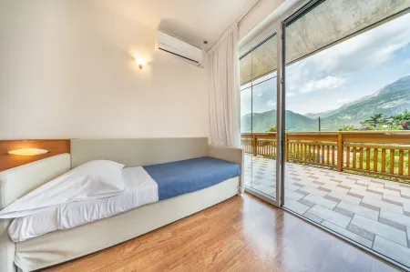 Hotel Karinhall Отели в г. Трент