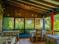 Viviendas Rurales El Covaju Hotels in Liebana