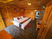 MT House Sa Pa - Mountain & Terraced Fields View and Trekking Tour Hotels in Hau Thao