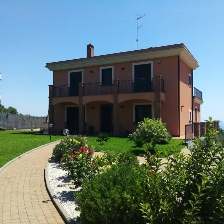 Villa Feluchia Tra Il Mare E Il Vulcano