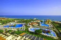 Bellis Deluxe Hotel & Heated for Winter Aqua Park - navetta aeroportuale
