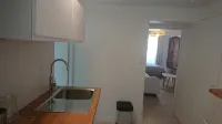 Newly renovated studio in the heart of town, separate kitchen