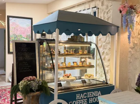 Hacienda Home Отели рядом с достопримечательностью «Mea Fah Luang University»