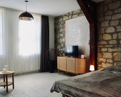 Pretty, centrally located apartment in the monument