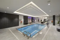 Bloom Mississauga, Tapestry Collection by Hilton - Pools