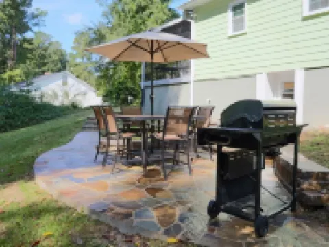 Beautiful Home At Downtown Apex Hotels in Apex