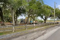 Riverland Terrace Home + Carriage House! 3BR/3BA Hotels in Charleston County