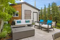 Cozy Patio, Gas Grill, and Garage Parking - Charming Getaway Hotels in Edgewater