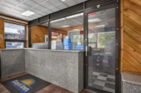 Days Inn by Wyndham Elmsford / White Plains