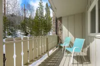 Spacious Open Floor Plan and Cozy Fireplace - Inviting Mountain Retreat