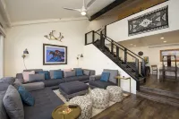 Stunning Views and Private Balconies - Captivating Mountain Retreat