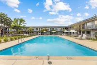 Americas Best Value Inn-Ft. Worth/Hurst - Pools