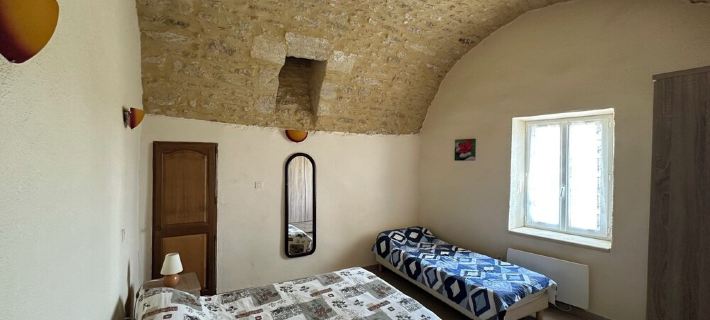 Uzès: superb gîte in a Provencal farmhouse 700m from the town center 於澤斯住宿飯店